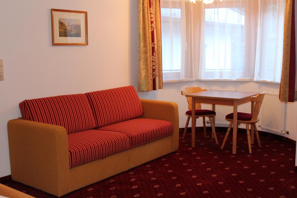 Hotel Hoellroah Kappl  Szoba fotó