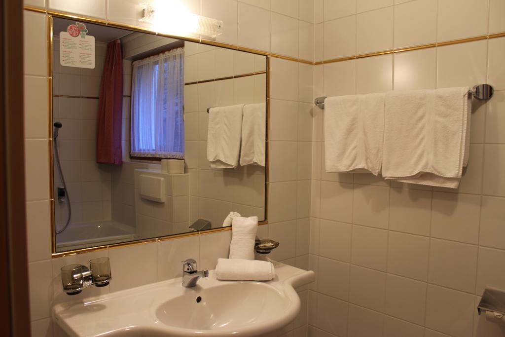 Hotel Hoellroah Kappl  Kültér fotó
